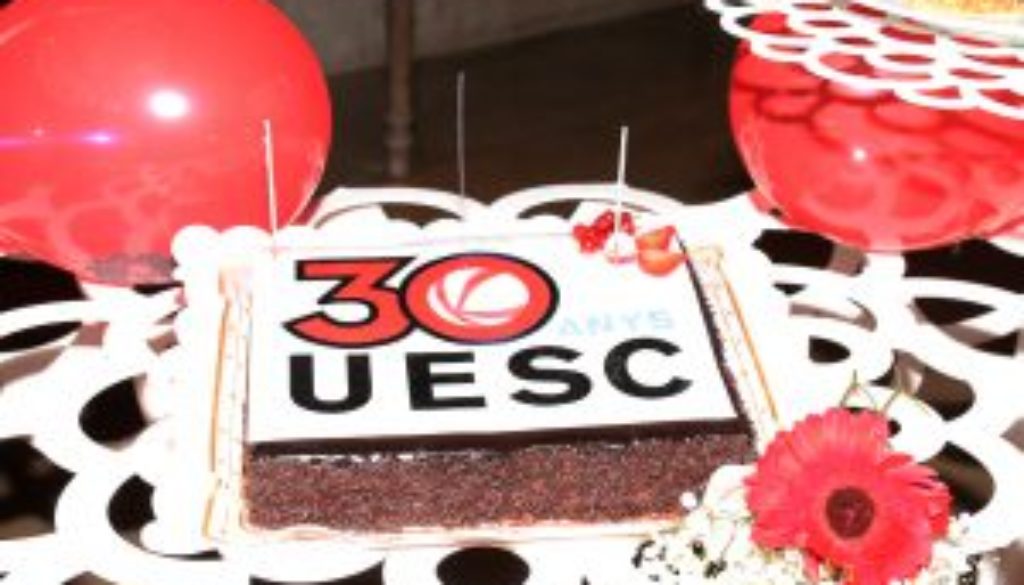 Sopar de gala 20 anys de UESC. Pastís aniversari. 20 abril 2017